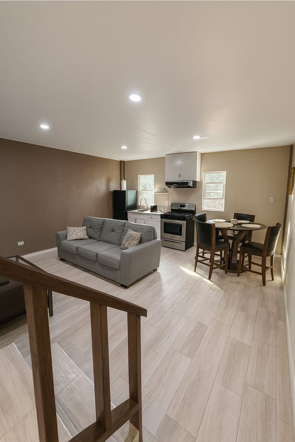 Full-size fridge, stovetop, dishwasher, griddle