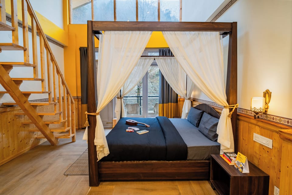 Duplex Quadruple Room | Free WiFi, bed sheets