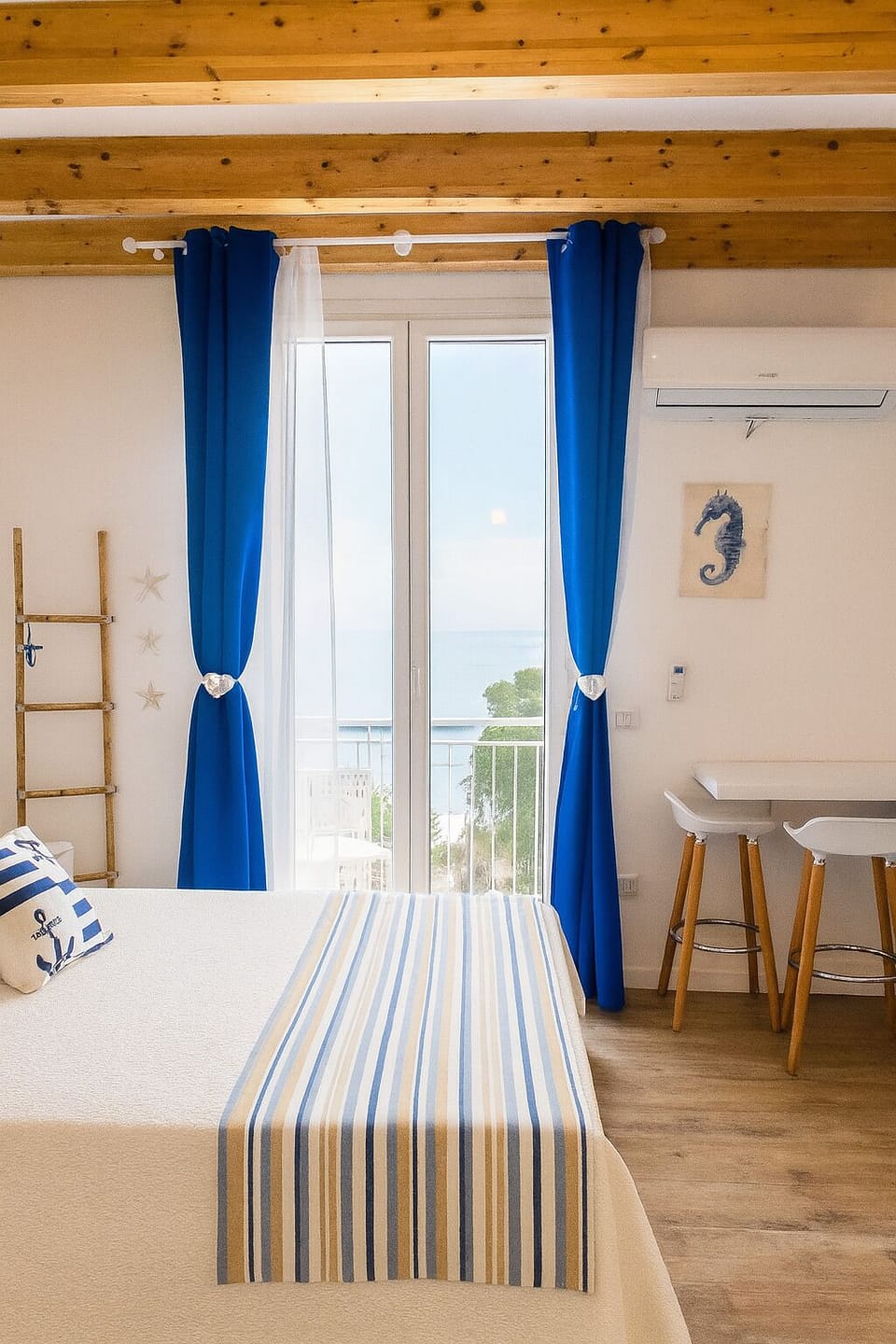 Classic Double Room, Balcony, City View | Blackout drapes, iron/ironing board