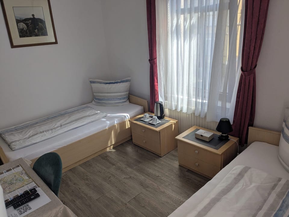Classic Double or Twin Room, Multiple Beds, Non Smoking | Desk, blackout drapes, free WiFi, bed sheets