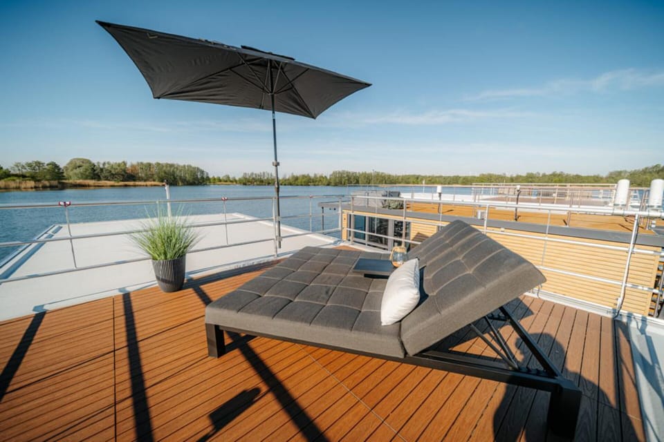 Mobile Home | Balcony