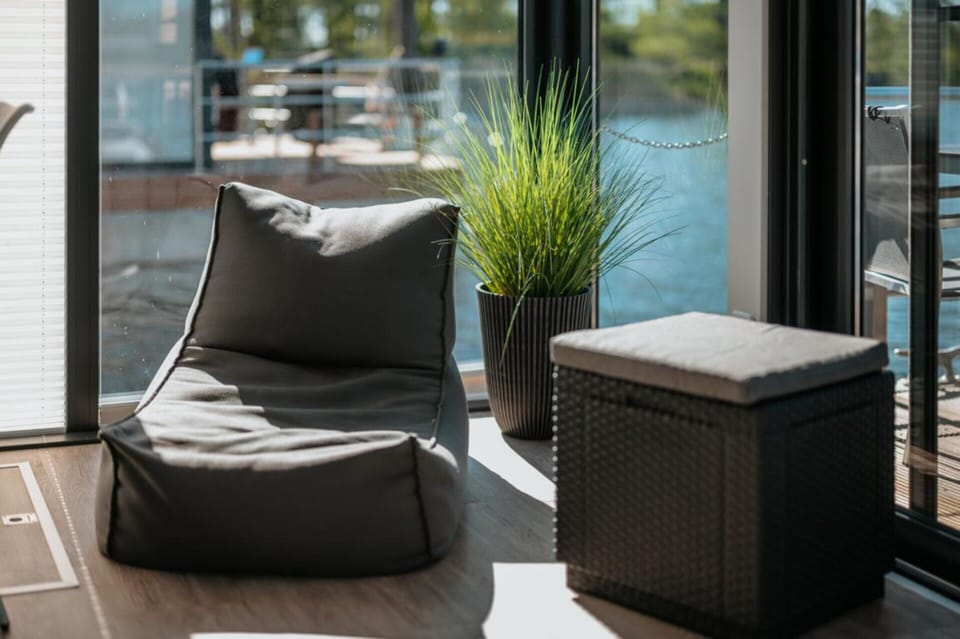 Mobile Home | Interior detail