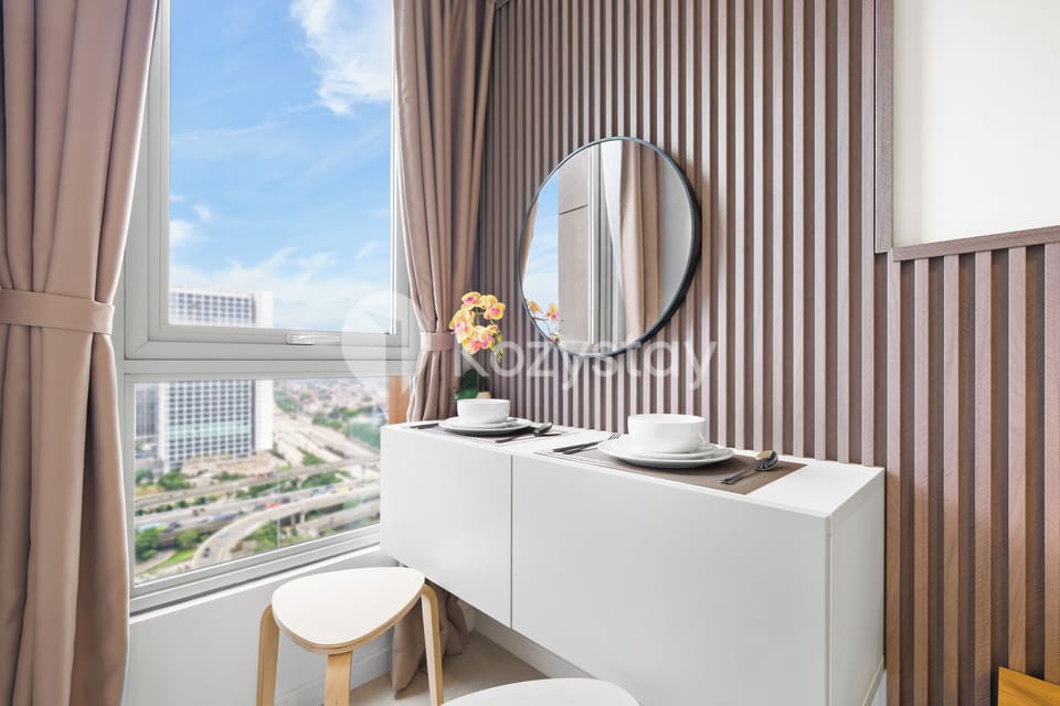 Apartment, 1 Bedroom, City View | Dining room