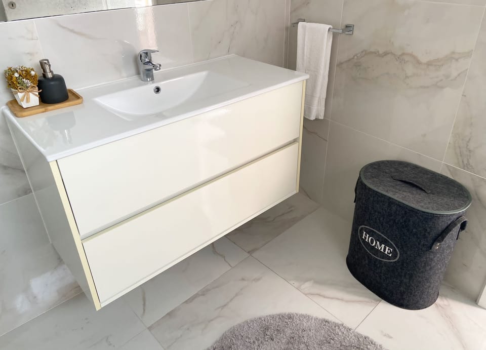 House, Balcony, Sea View | Bathroom | Shower, towels, soap, toilet paper