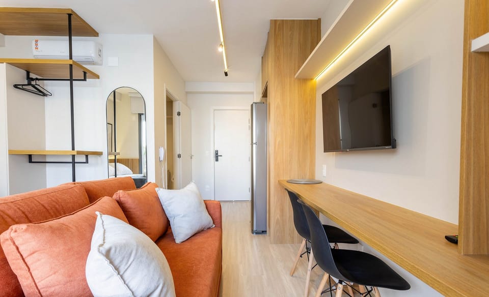 Basic Apartment | Living area