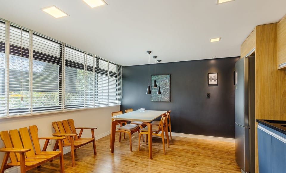 Apartment | Dining