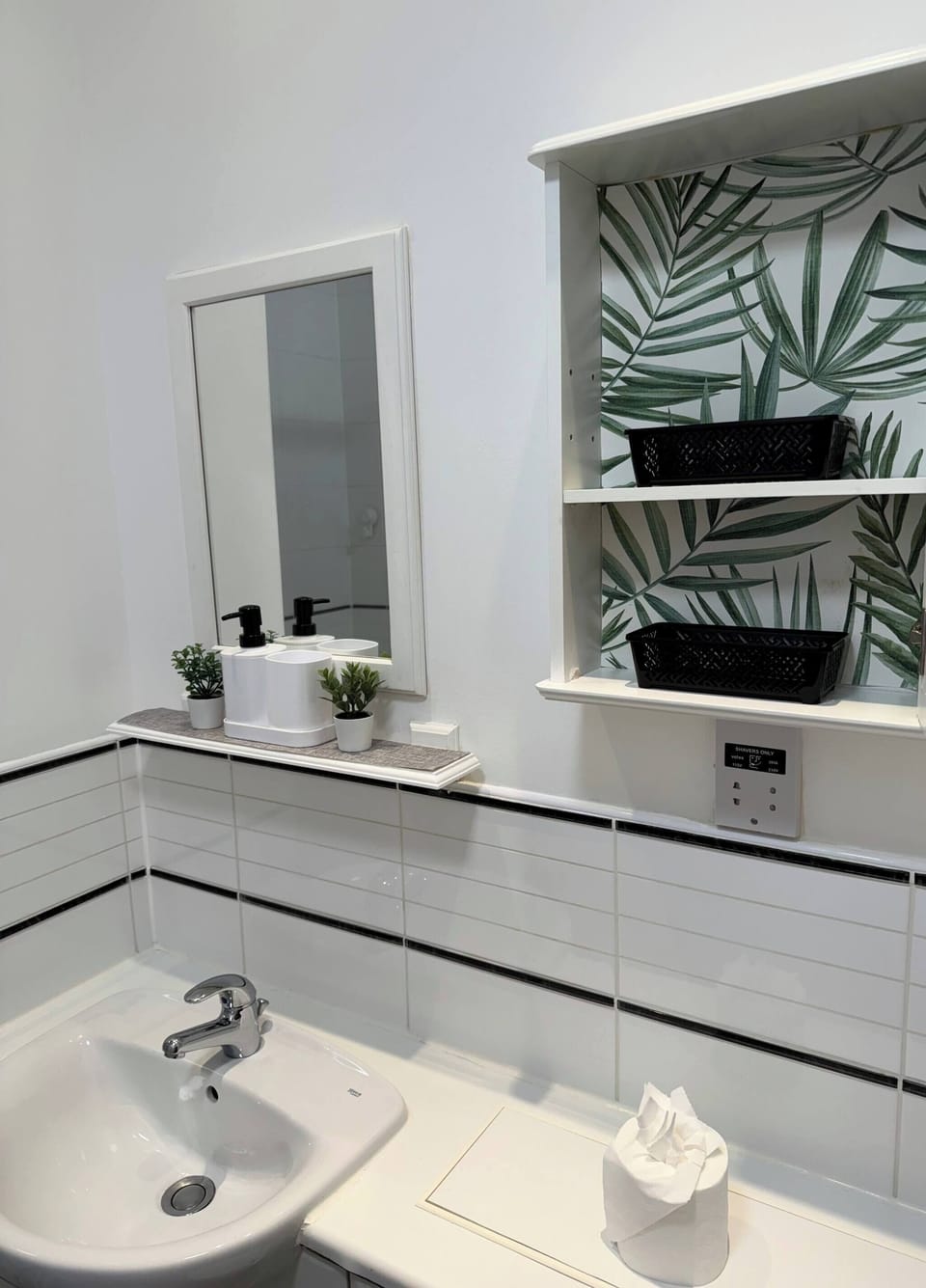 Apartment, 2 Bedrooms | Bathroom