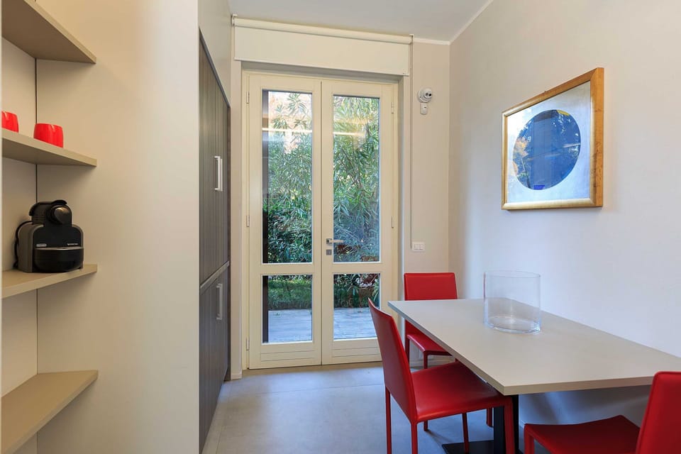 Villa, 3 Bedrooms, Patio, Garden View | Dining