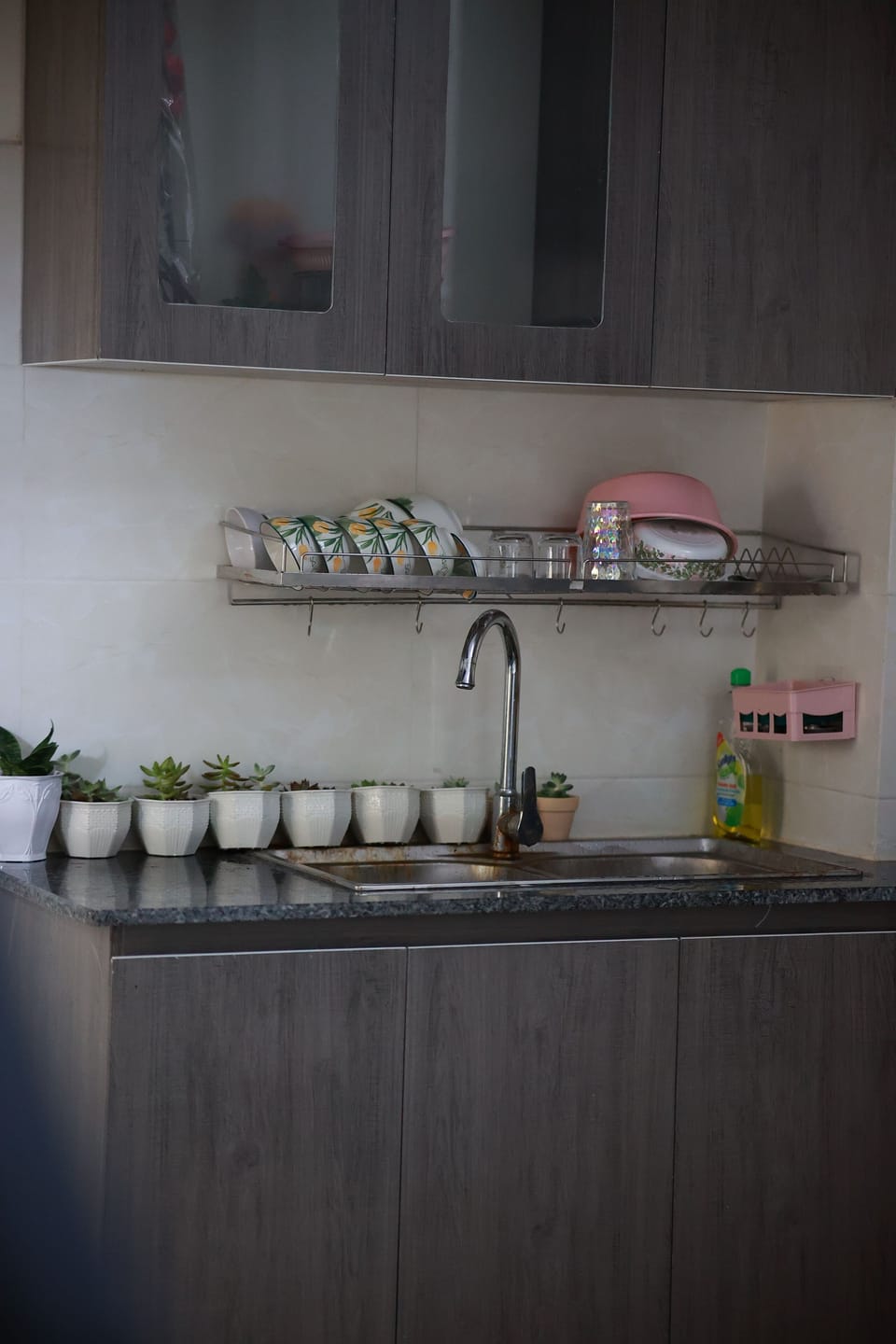 Fridge, microwave, stovetop, cookware/dishes/utensils