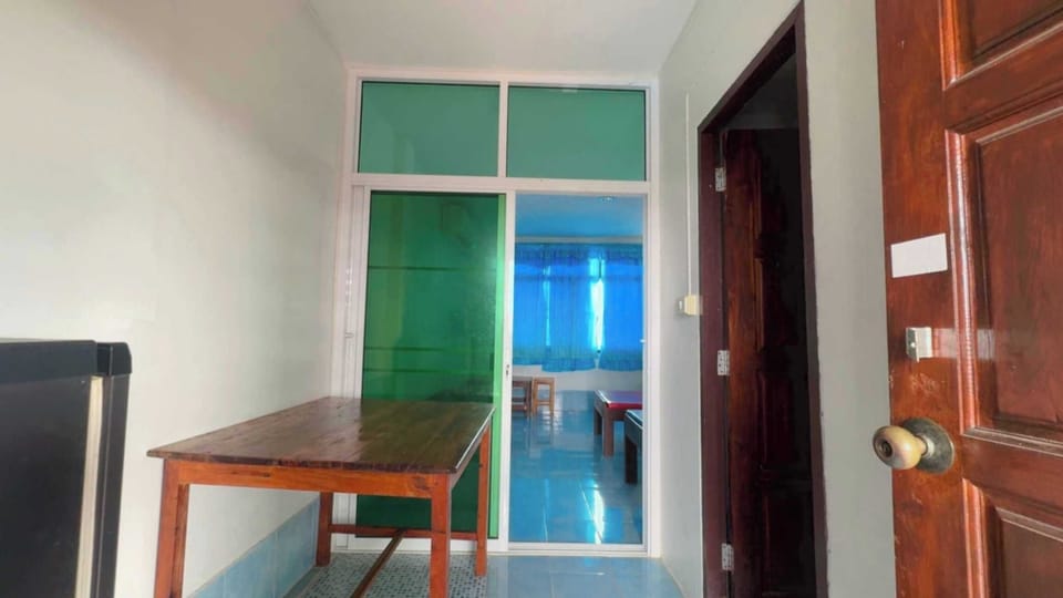 Standard Twin Room | WiFi (free), bed sheets