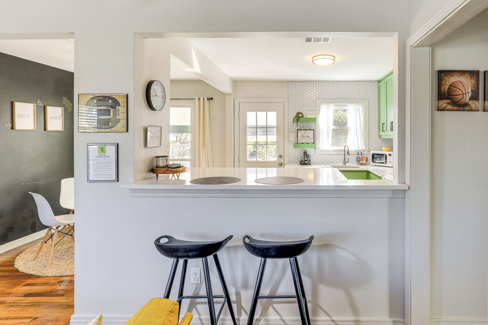House (2 Bedrooms) | Interior