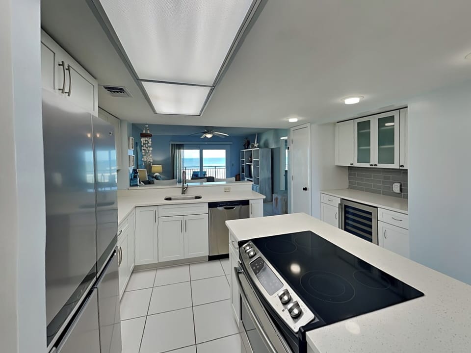 Condo (2 Bedrooms) | Property amenity