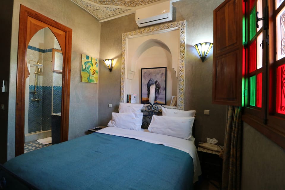 Standard Double Room | In-room safe, iron/ironing board, free WiFi