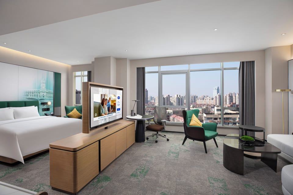 Grand Single Room, City View | Desk, laptop workspace, blackout drapes, soundproofing