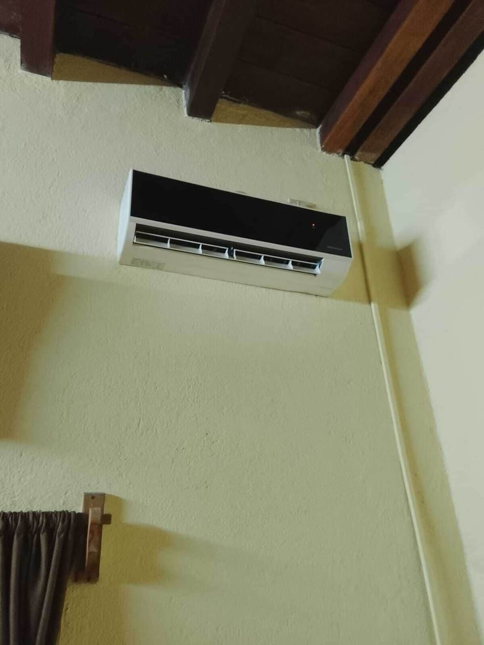 Standard Triple Room | In-room safe, WiFi (free), bed sheets
