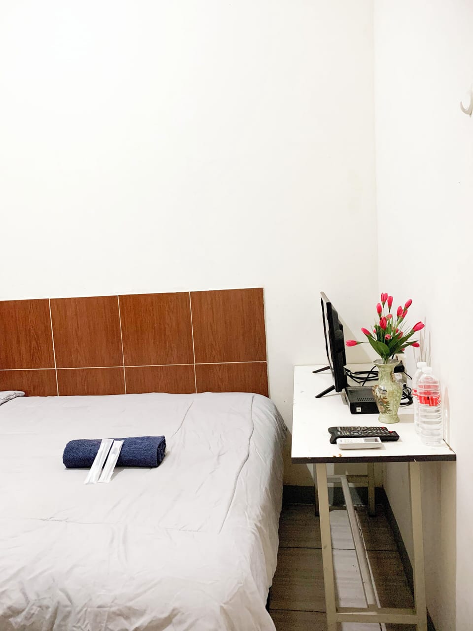 Standard Double Room | Desk, free WiFi