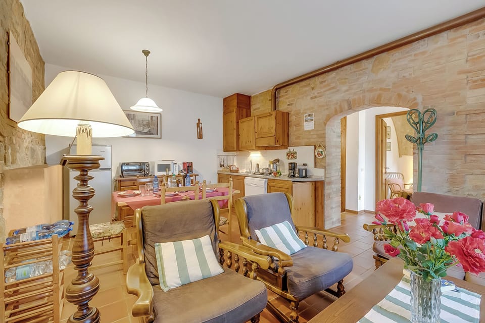 Standard Apartment, 2 Bedrooms, Terrace, Mountainside (Apartment Ciclamino Shared Pool &) | Interior