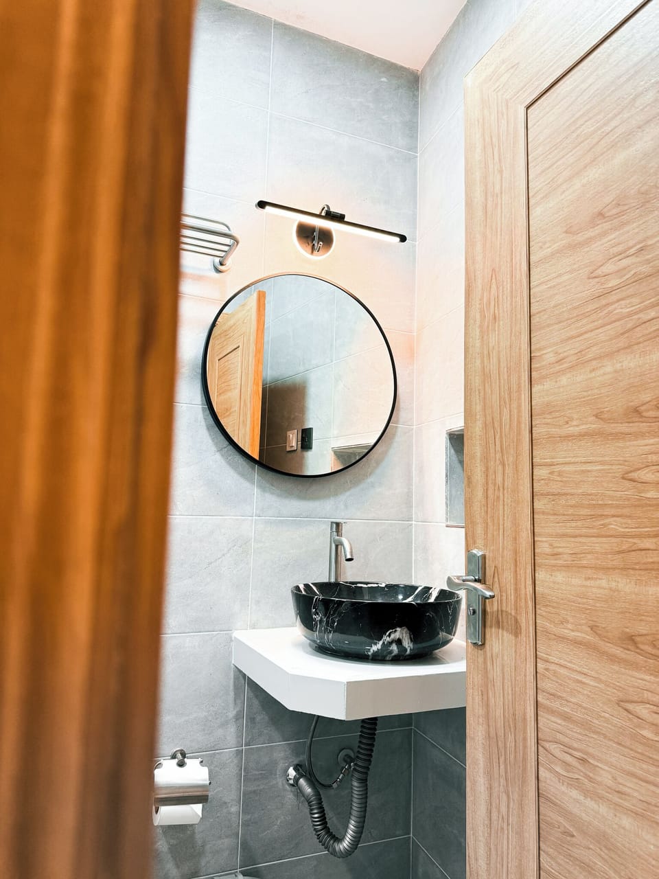 Double or Twin Room, Patio, Courtyard View | Bathroom