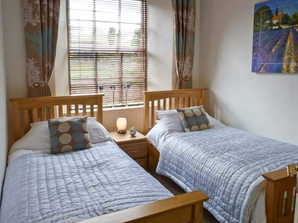 14 Riverside Walk Cottage in Craven District