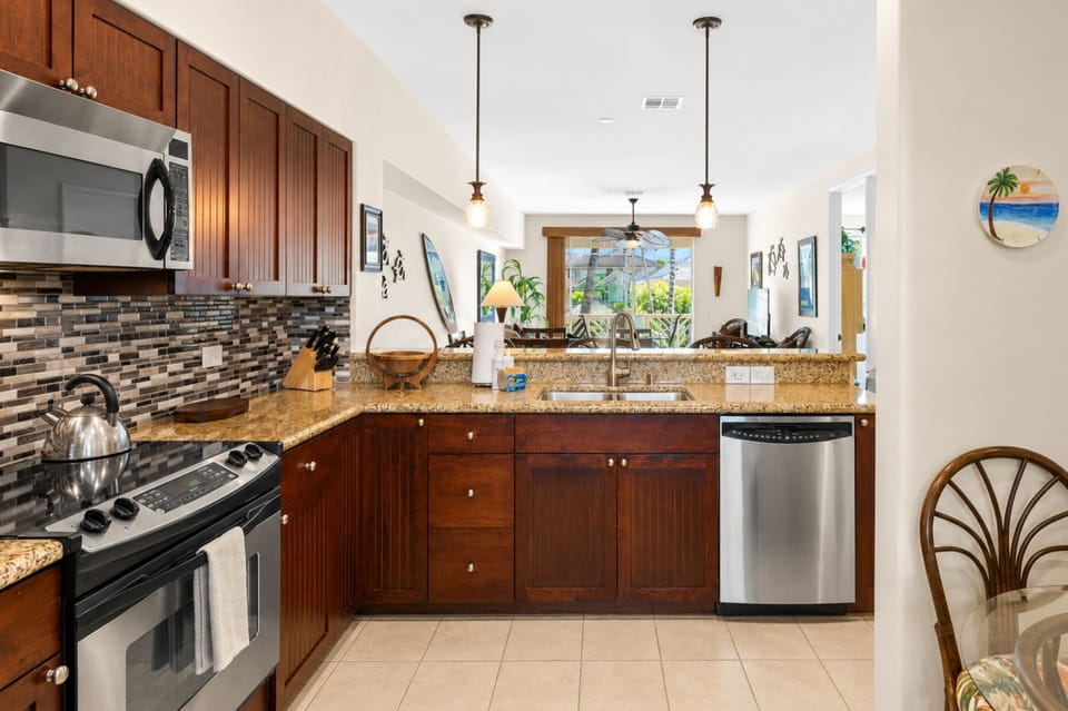 Coffee/tea maker, microwave, oven, dishwasher