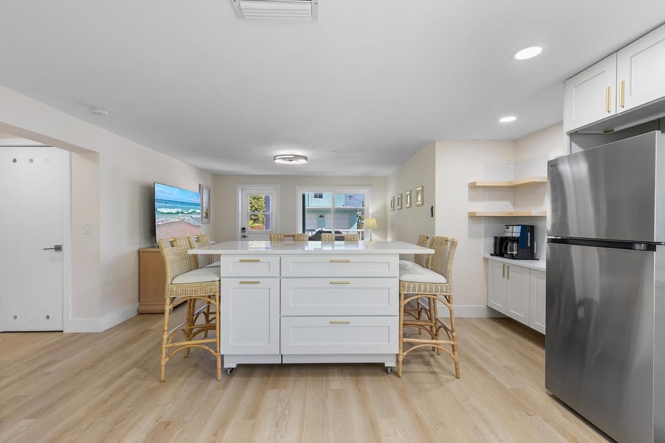 House, Multiple Beds (Villa Bleu 1) | Dining