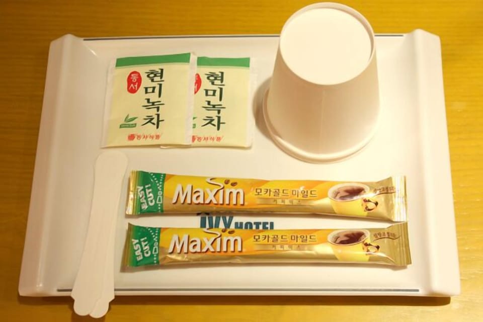 Mini-refrigerator