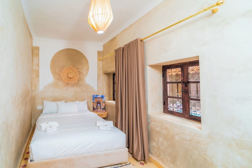 Classic Double Room | Free WiFi