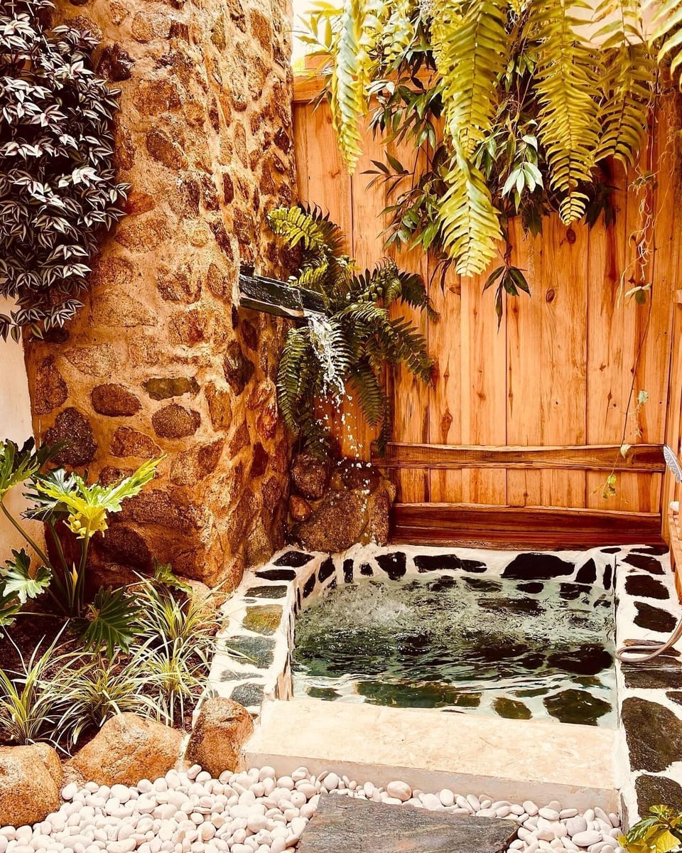 Family Cabin, Garden View | Bathroom | Towels, soap, shampoo, toilet paper