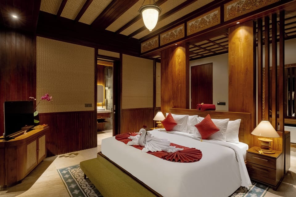 Suite, Garden View | Minibar, free WiFi