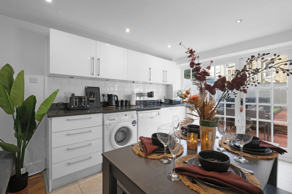 Family Apartment, Patio | Private kitchen