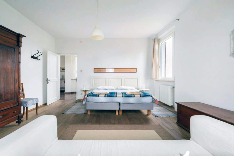Iron/ironing board (on request), WiFi (free)