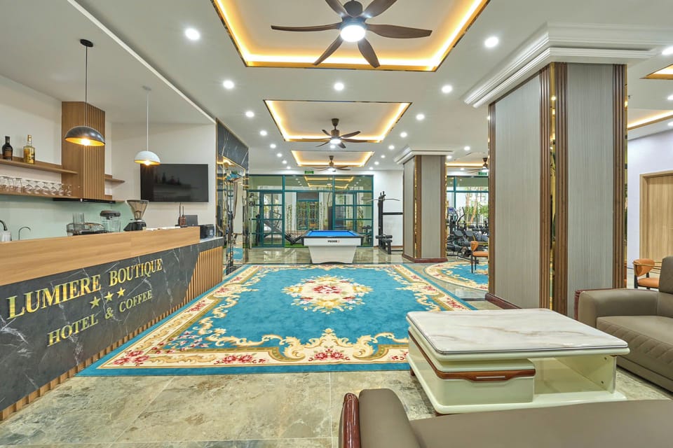 Reception hall