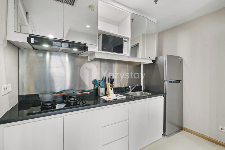 Apartment, 2 Bedrooms, City View | Private kitchen | Full-size fridge, microwave, stovetop, rice cooker