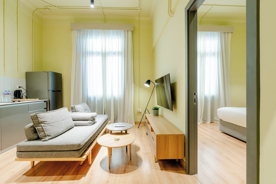 Apartment, 2 Bedrooms, Balcony, City View | Living area