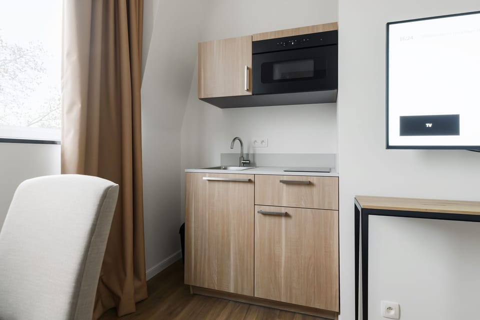 Private kitchenette