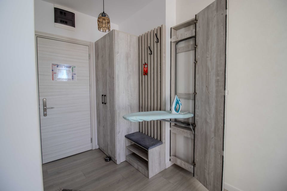 Soundproofing, iron/ironing board, free WiFi