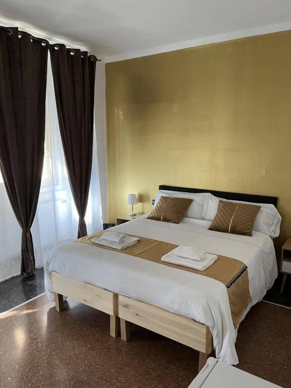 Classic Double or Twin Room | Desk, free WiFi