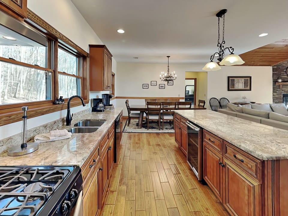 House (5 Bedrooms) | Property amenity