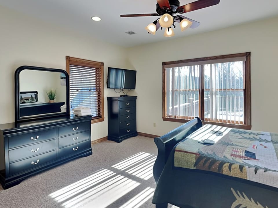 Bear Foot Cove Cottage in Deep Creek Lake