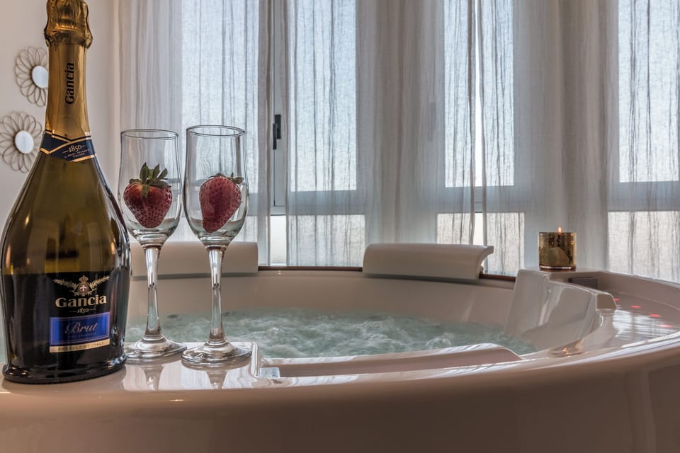 Junior Suite | Jetted tub
