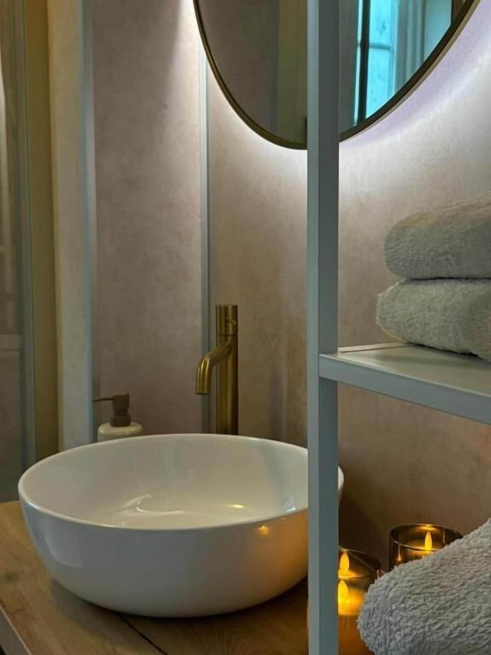 Villa, Mountain View | Bathroom | Free toiletries, hair dryer, towels, soap