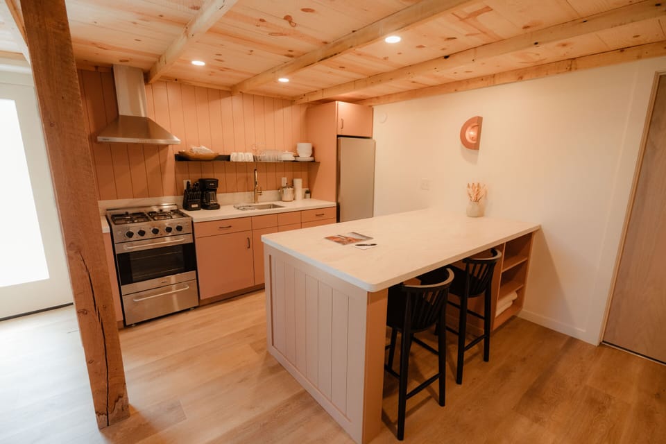 Panoramic Suite, Ensuite, City View (The Mill House #4) | Shared kitchen