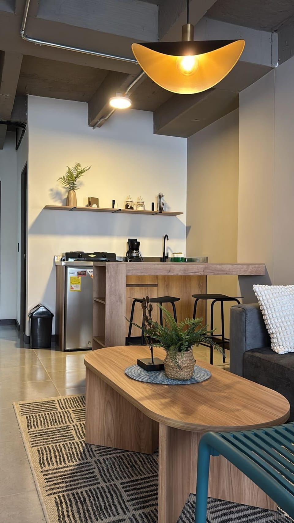 Superior Double Room, 1 Double Bed, Kitchenette | Living area | 32-inch Smart TV with digital channels, Netflix, streaming services
