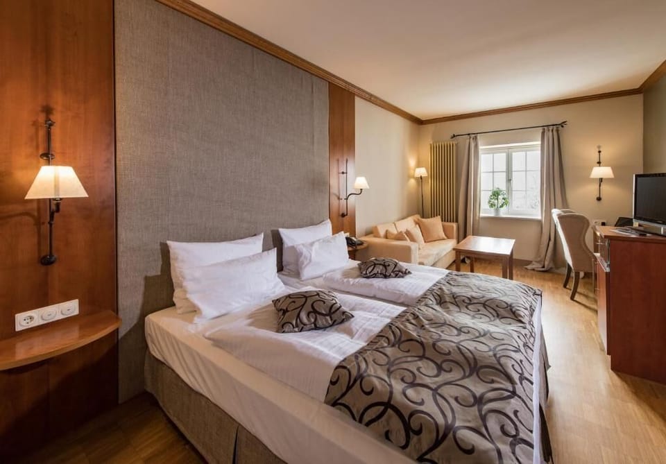Standard Double Room | Desk, free WiFi