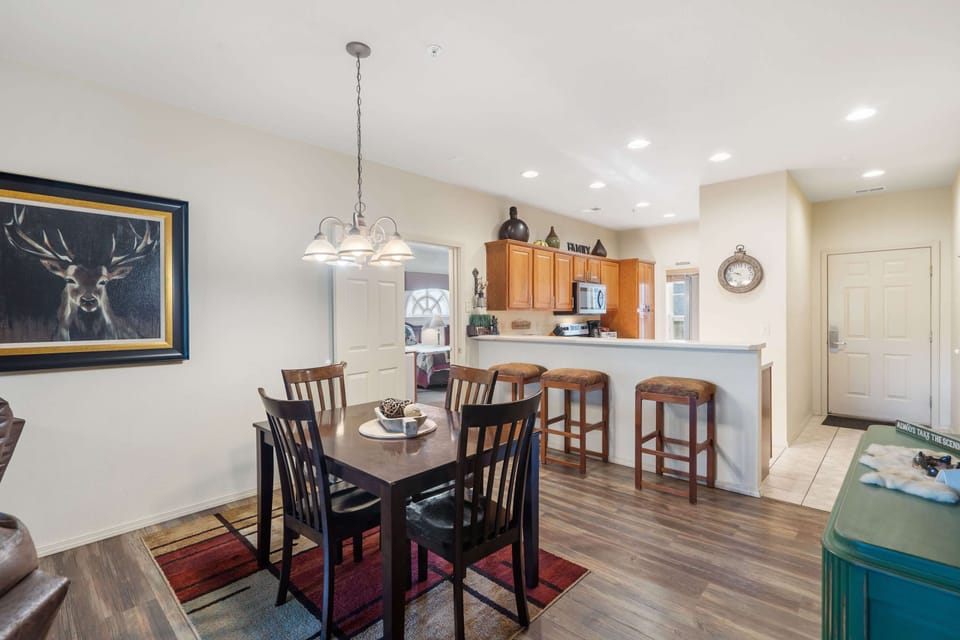 Condo, Multiple Beds, Patio, Golf View (Fairway To Heaven) | Dining