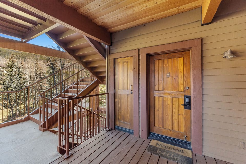 Condo (2 Bedrooms) | Property amenity