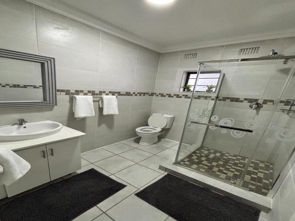 Premium Double Room | Bathroom
