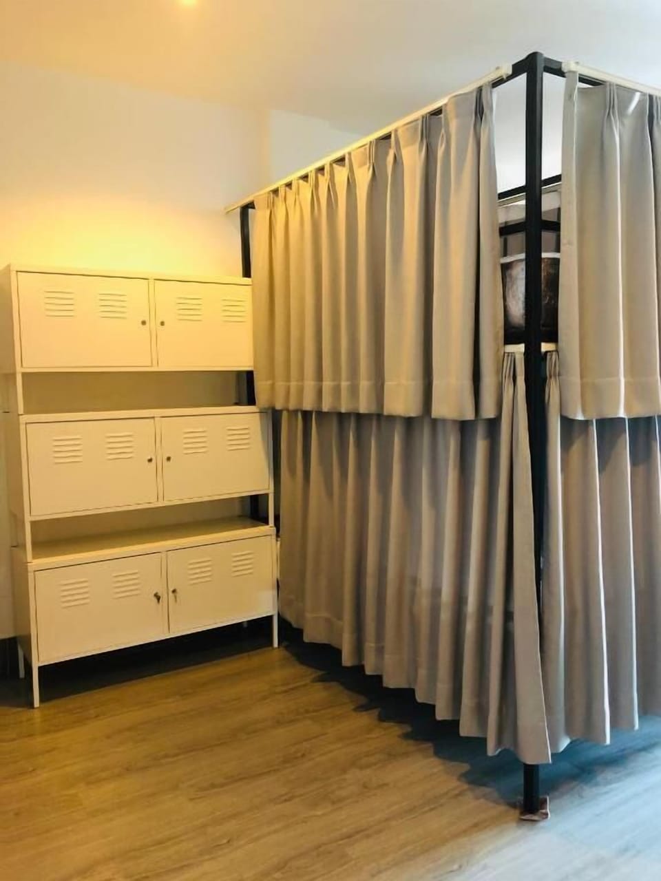Deluxe Shared Dormitory, Balcony, City View | Interior