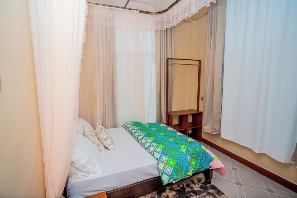 Classic Double or Twin Room, Private Bathroom, Mountain View | Desk, laptop workspace, iron/ironing board, free WiFi