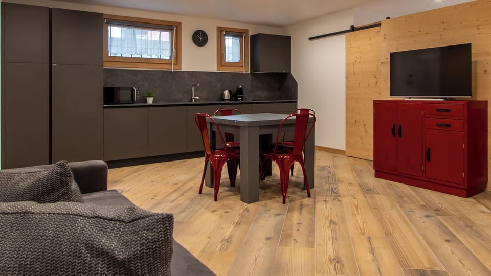 Apartment (0 Bedroom) | Interior